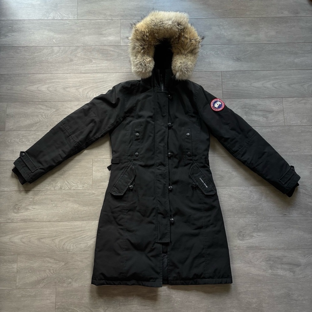Women's Canada Goose Black Parka w/ Fur